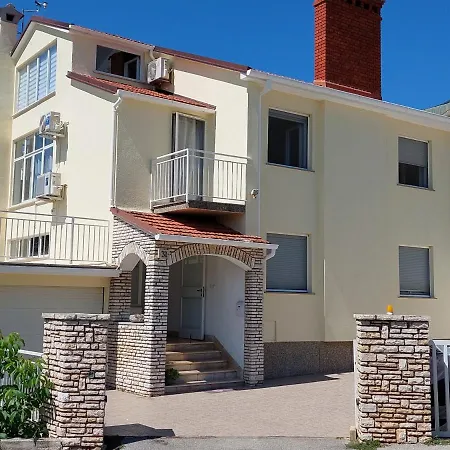 Apartman Lidija Pula Exterior photo