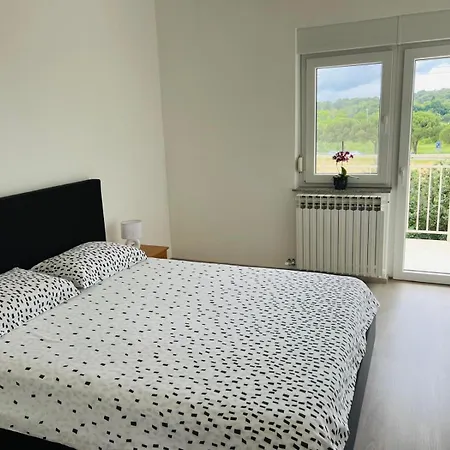 Apartman Lidija Pula Exterior photo